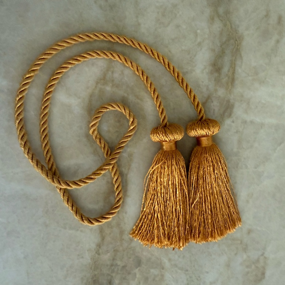 Elegant Gold Tassel Tieback Gift Bow
